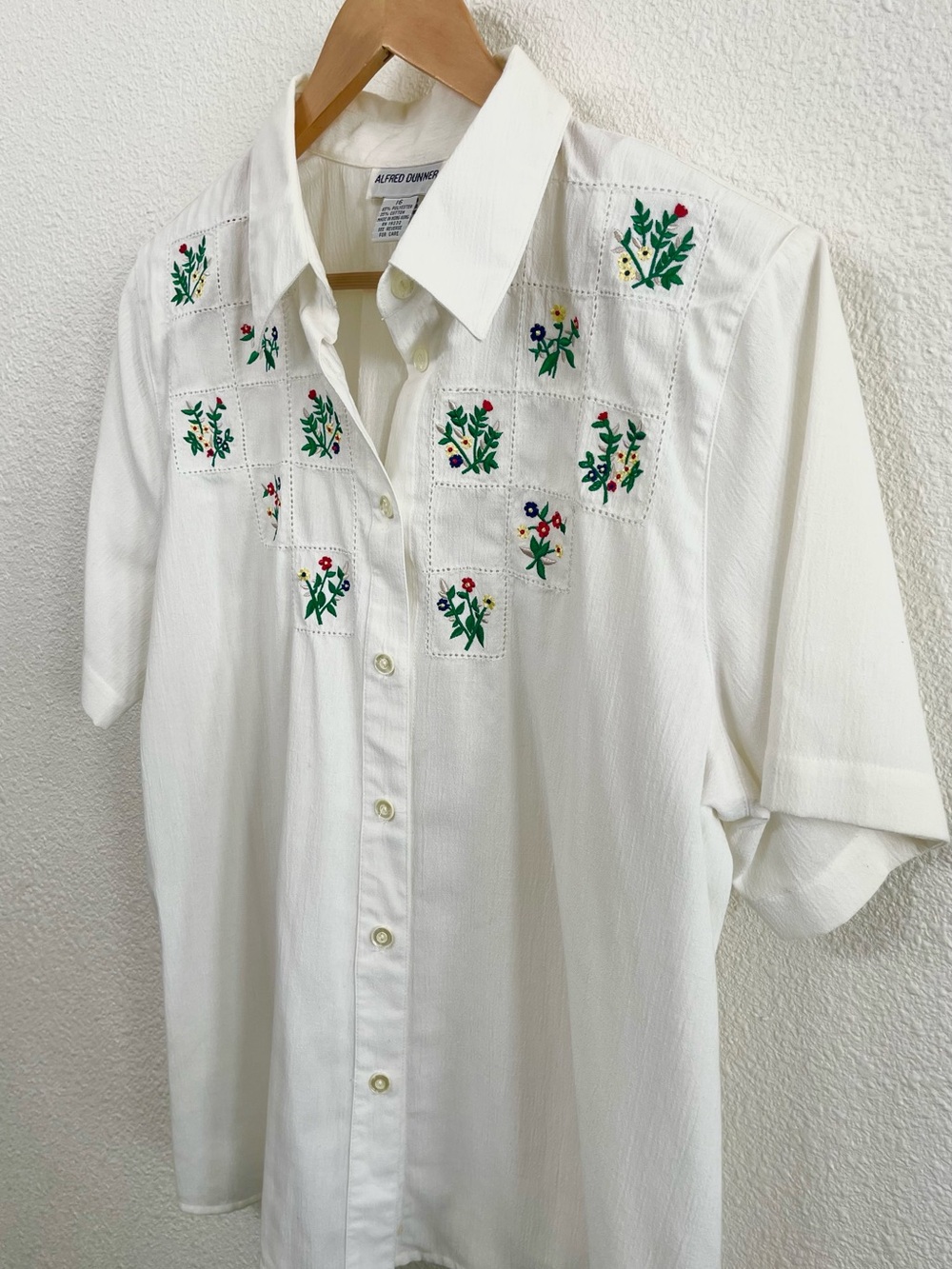 Alfred Dunner White Button-Down Shirt with Green & Multicolor Floral Embroidery